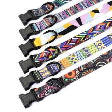 Cargar imagen en el visor de la galería, Collar bordado colorido 🐾🐶🐱💫